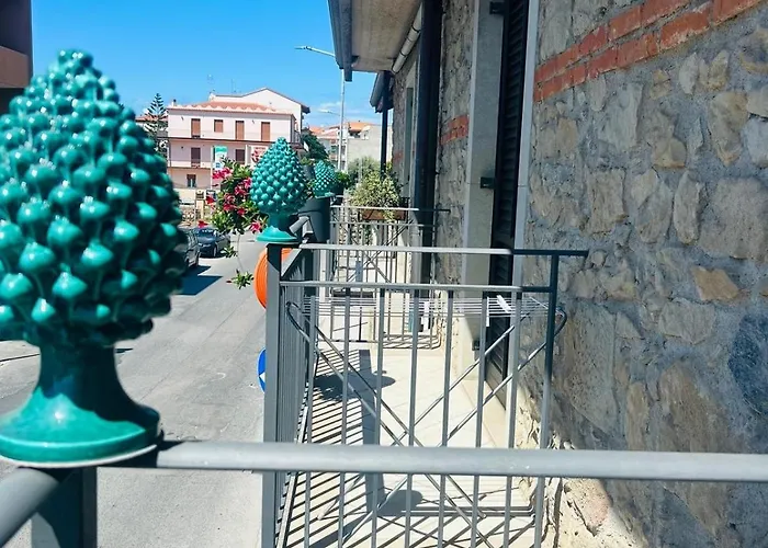 Hotel Santa Lucia Capo dʼOrlando